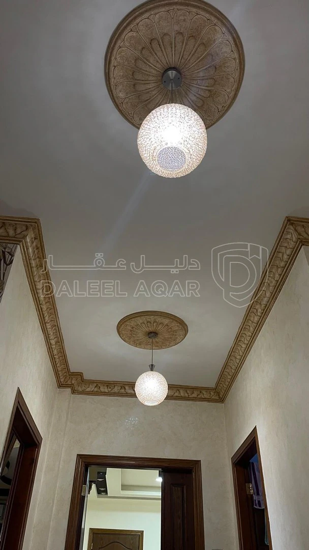 مبنى في منزل مستقل -الزرقاء - البتراوي - ثلاث طوابق -تسوية - 135,000 دأ - صورة 1